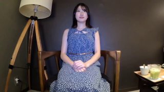 清纯邻家妹妹在家无聊自慰打发时间